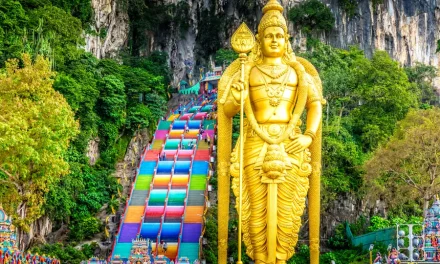 Batu Caves, Ikon Wisata Religi Malaysia yang Wajib Dikunjungi