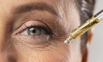 Ketahui Pentingnya Menggunakan Retinol Pada Wajah Lembutmu