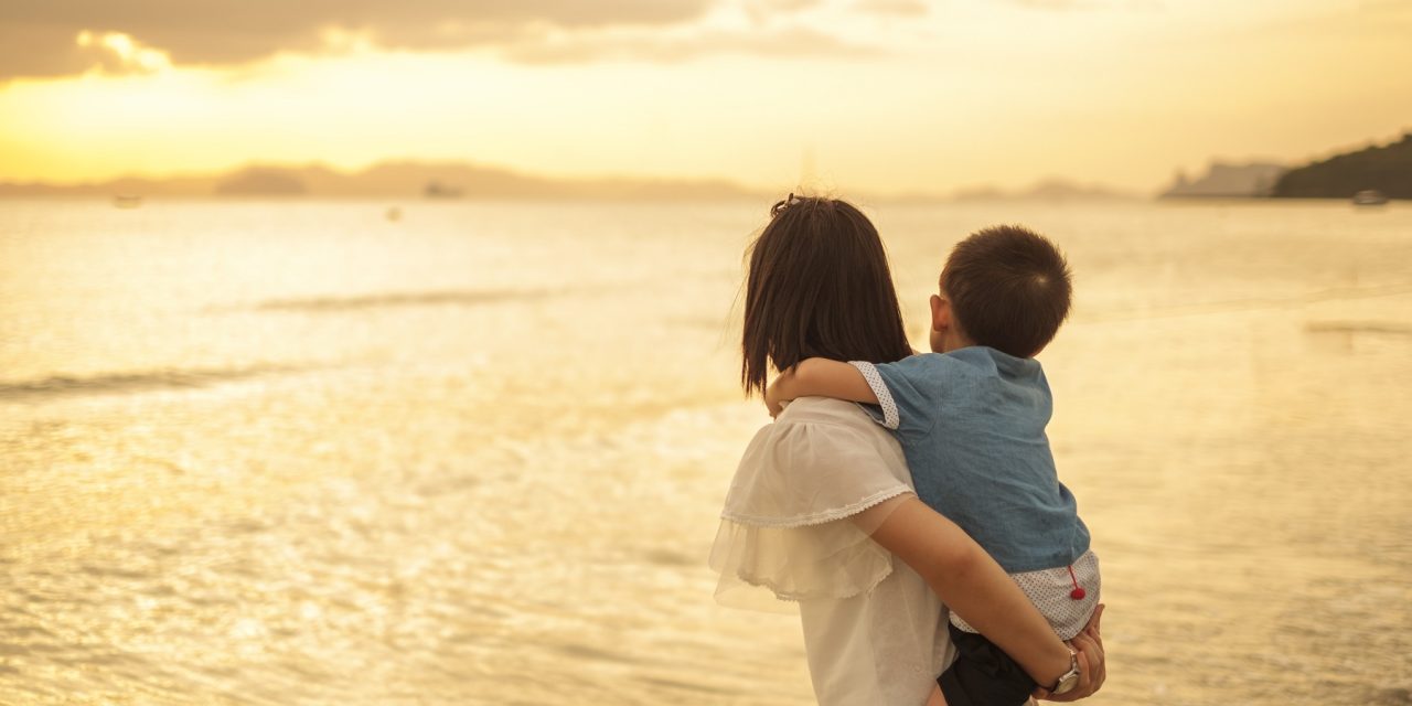 Tips Penting Bagi Para Ibu Untuk Traveling Bersama Anak