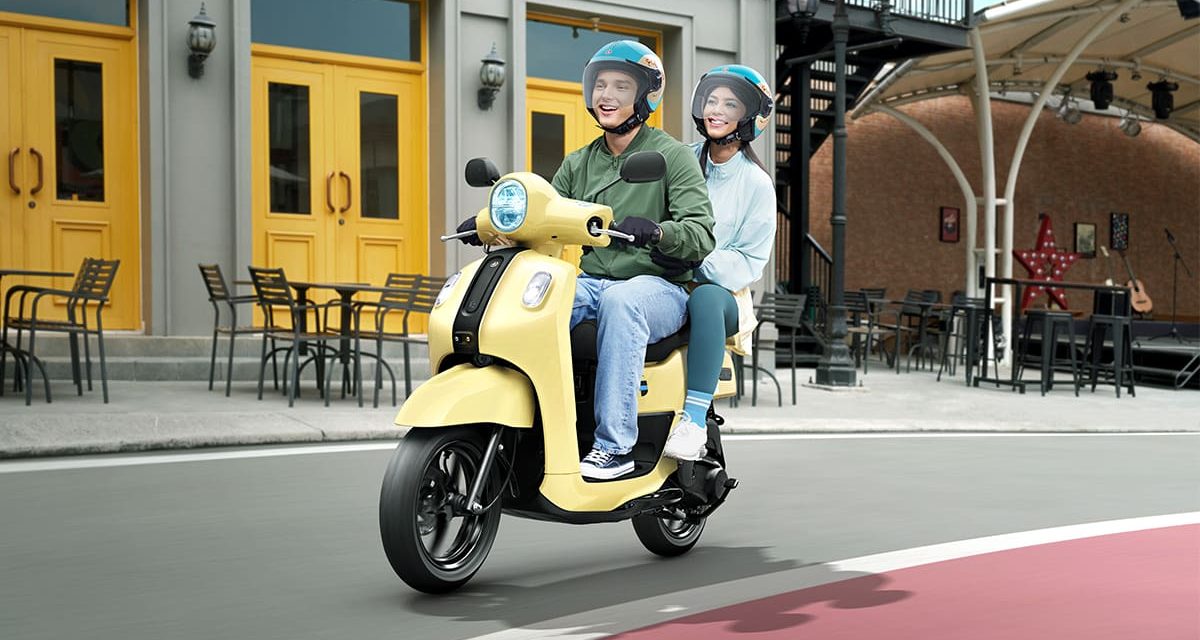 Skuter Modern Dari Yamaha Dengan Desain Klasik Yang Stylish