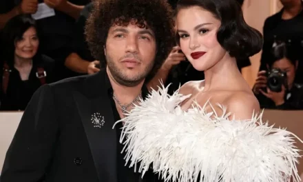 Penyanyi Mega Bintang Selena Gomez Mantannya Justin Bieber