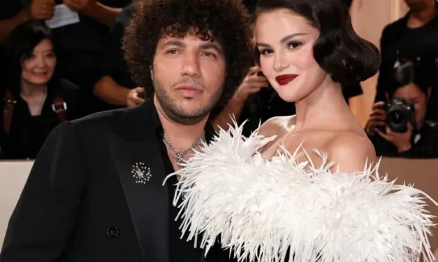 Penyanyi Mega Bintang Selena Gomez Mantannya Justin Bieber